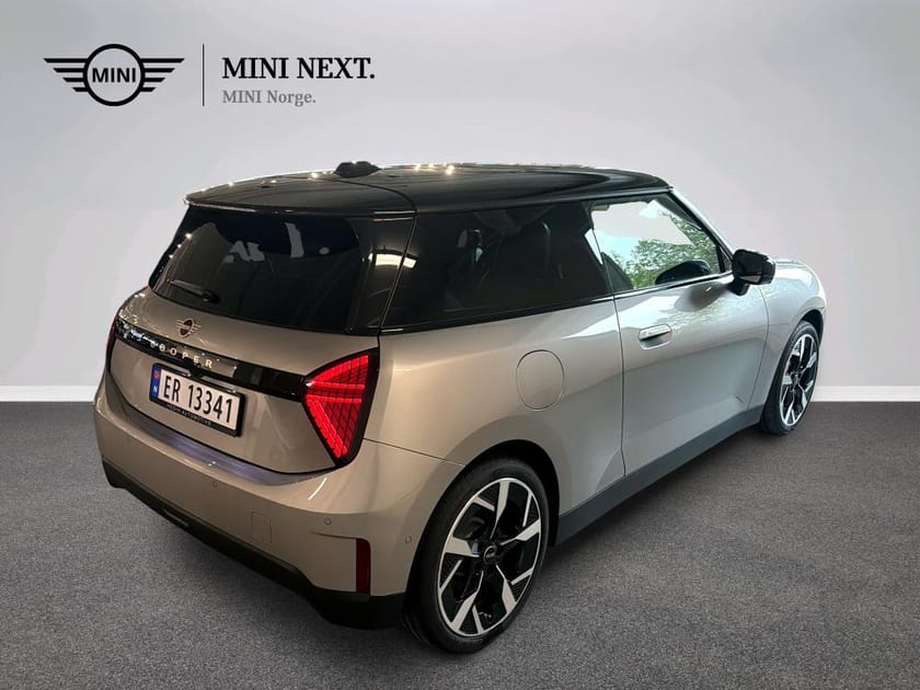 Bilde 5 av MINI Cooper E Classic Trim Package L