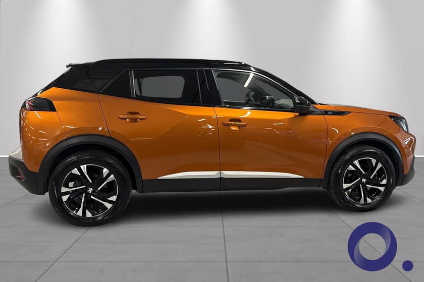 Bilde 4 av Peugeot e-2008 GT, RYGGEKAMERA, NAVIGASJON, ADAPTIVE CRUISE
