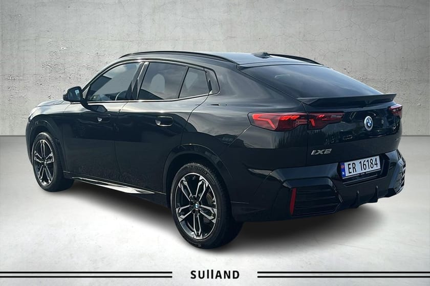 Bilde 3 av BMW iX2 xDrive30