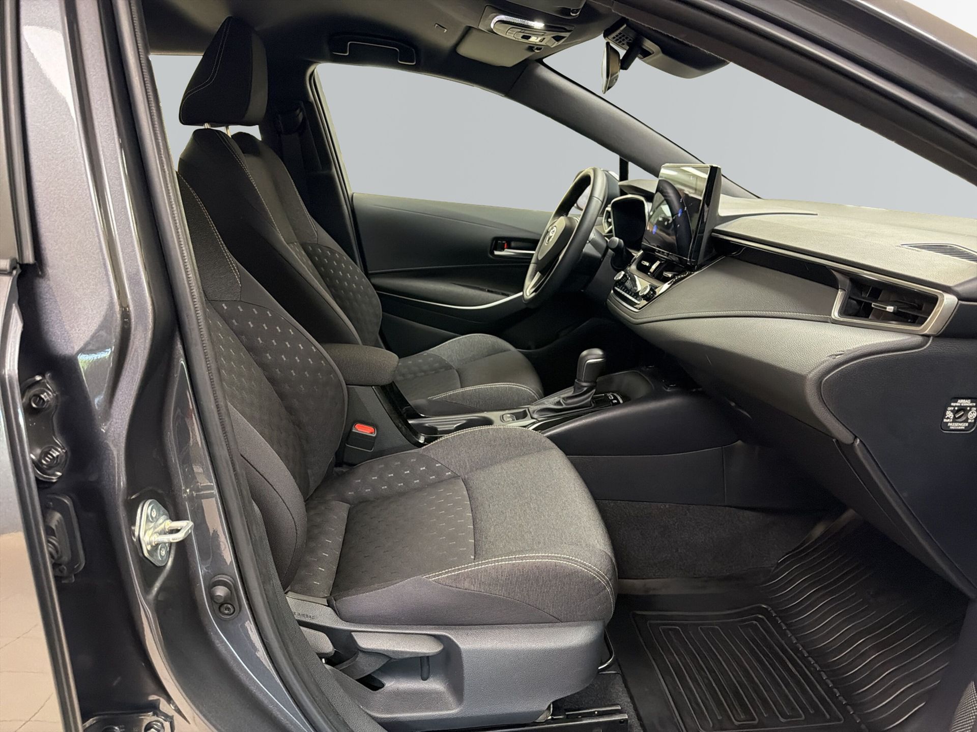 Toyota Corolla 2025, bild 6/10