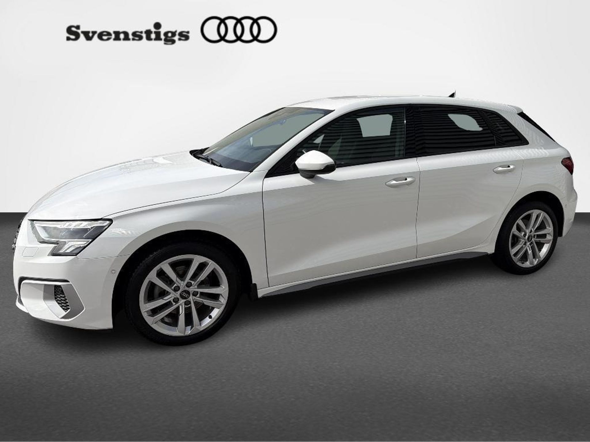 Audi A3 2023, photo 4/10