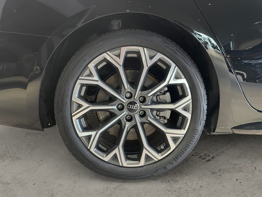 Bild 4 av Audi A6 Avant e-hybrid quattro 220 KW S-line