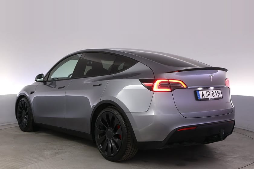 Bild 4 av Tesla Model Y Performance Autopilot Panorama Drag