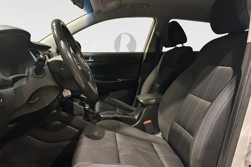 Bild 3 av Hyundai Tucson 1.6 GDI 132 HK SELECT DRAG BLUETOOTH P-SENSOR 16"