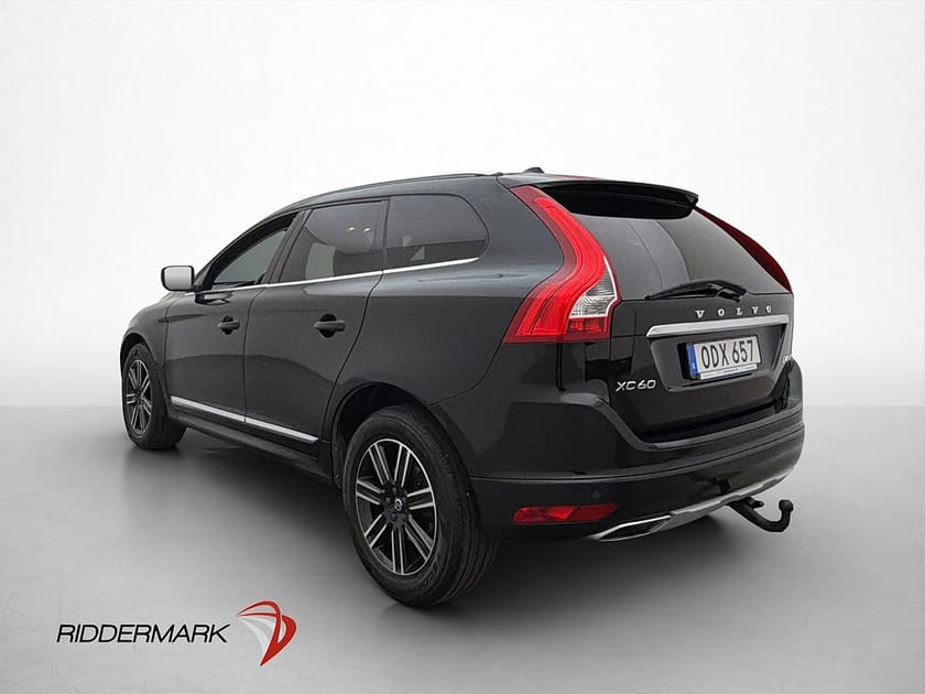 Bild 5 av Volvo XC60 D4 AWD Summum Drag Värmare Elstol Läder BLIS Navi