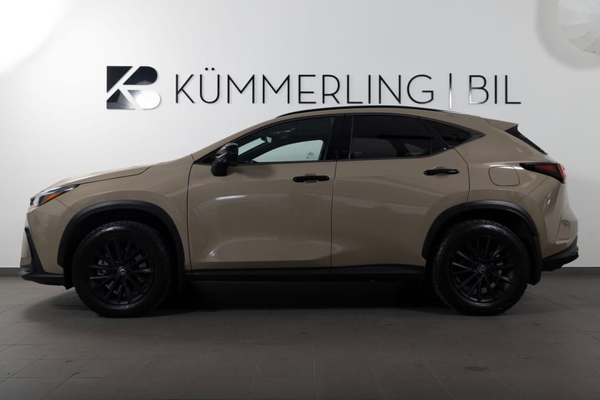 Bild 1 av Lexus NX 450h+ E-CVT 309hk Overtrail Plug-In HuD/Drag/360/