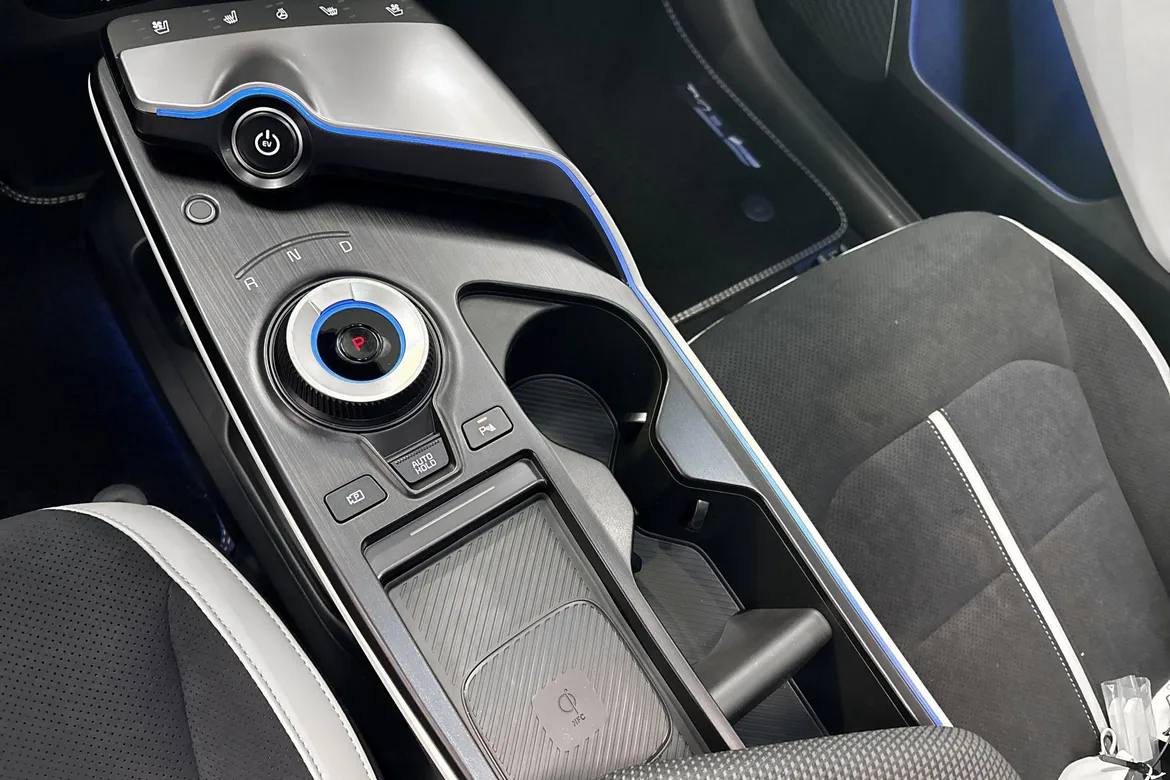 picture of a car