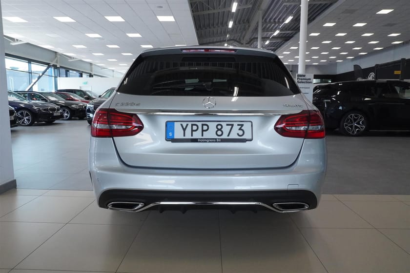 Bild 4 av Mercedes-Benz C 220 T d 4MATIC 9G-Tronic AMG 194hk Panoramaglas Dragkrok Tonade Rutor