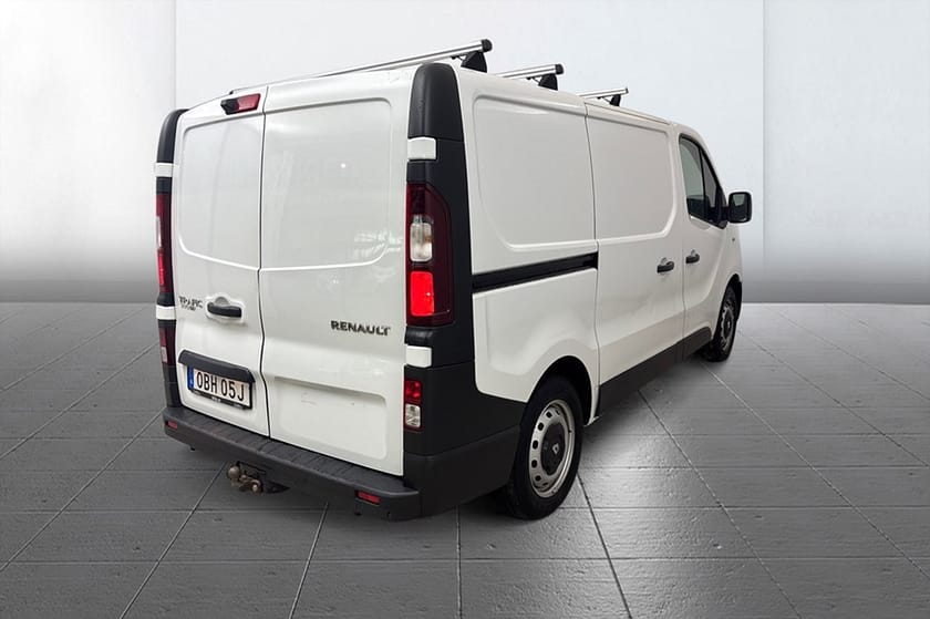 Bild 5 av Renault Trafic Skåpbil 2.8t 2.0 L1 Drag Inredd Kamera Värmare 3-sits MOMS