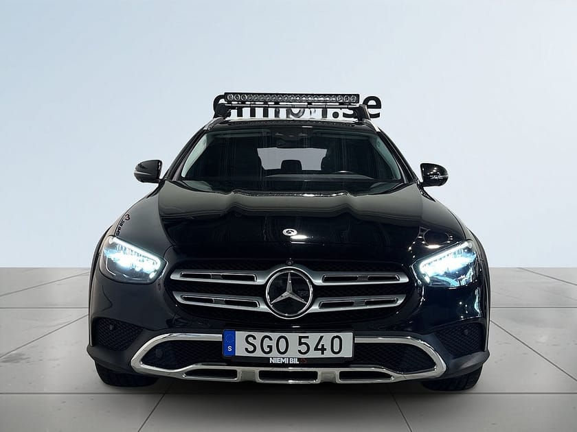 Bild 2 av Mercedes-Benz E 400 d 4MATIC All-Terrain 9G Avantgarde 360° Drag HuD MoK SoV