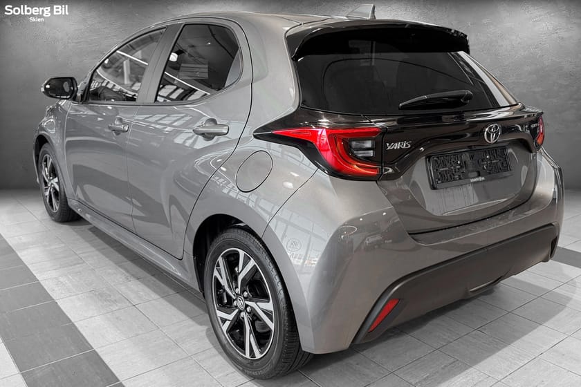 Bilde 5 av Toyota Yaris Hybrid 115 Active Tech/GARANTI/ OPPV.RATT/ R.KAMERA/ CARPLAY