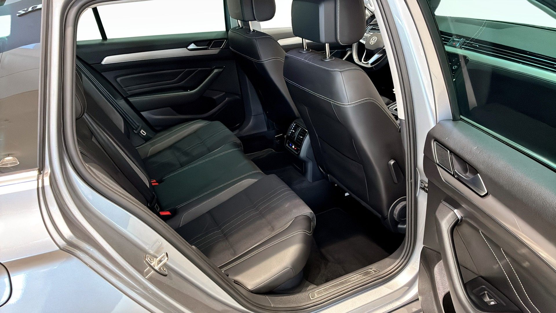 Volkswagen Passat Alltrack 2.0 2024, bild 5/20