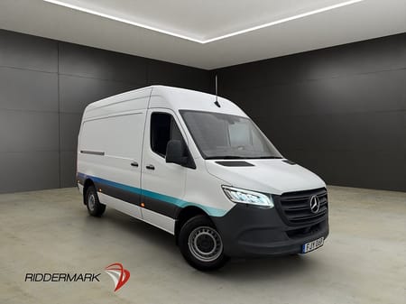 Mercedes-Benz Sprinter 317 CDI RWD Panel Van L2H2 Värm Drag Kamera V-Inr Moms