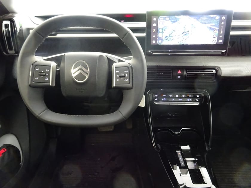 Bild 4 av Citroën C3 Aircross Hybrid 145 e-DSC  7-sits