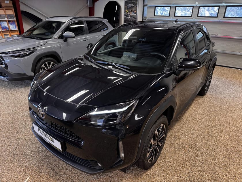 Bilde 1 av Toyota Yaris Cross Hybrid 115 AWD-i