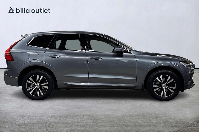 Bild 5 av Volvo XC60 B5 AWD Bensin Momentum Adv SEIII 250hk Panorama Navi