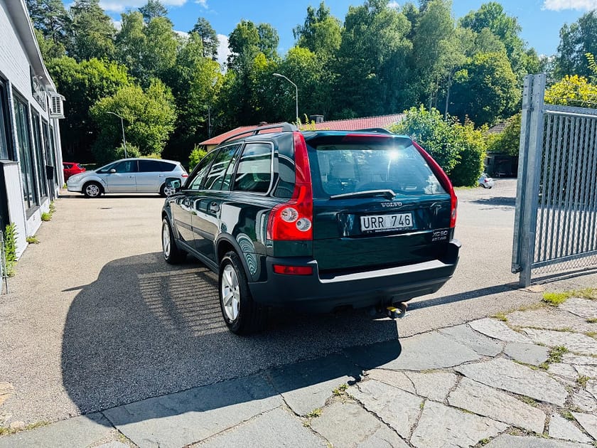 Bild 4 av Volvo XC90 2.5T 210HK AWD AUTOMAT / 7-SITSIG / DRAG