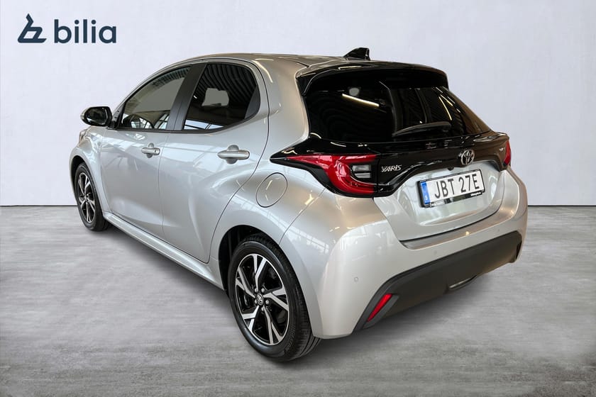 Bild 2 av Toyota Yaris Hybrid 115 1,5 5D ACTIVE PLUS SÄKERHETSPAKET