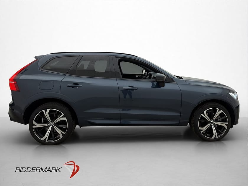 Bild 4 av Volvo XC60 Recharge T6 AWD Plus Dark Drag Pano Skinn 360°