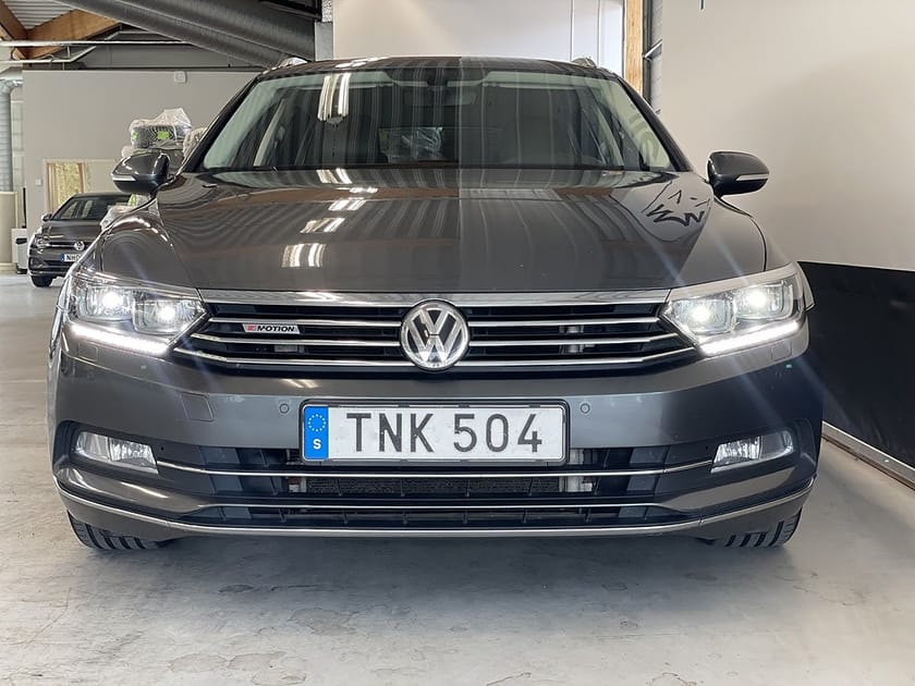 Bild 2 av Volkswagen Passat Sportscombi 2,0 TDI 190hk 4Motion Drag Värmare Kamera