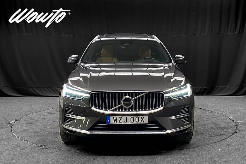 Bild 2 av Volvo XC60 Recharge T6 AWD 350HK Ultimate /Pano/Se Spec/Moms