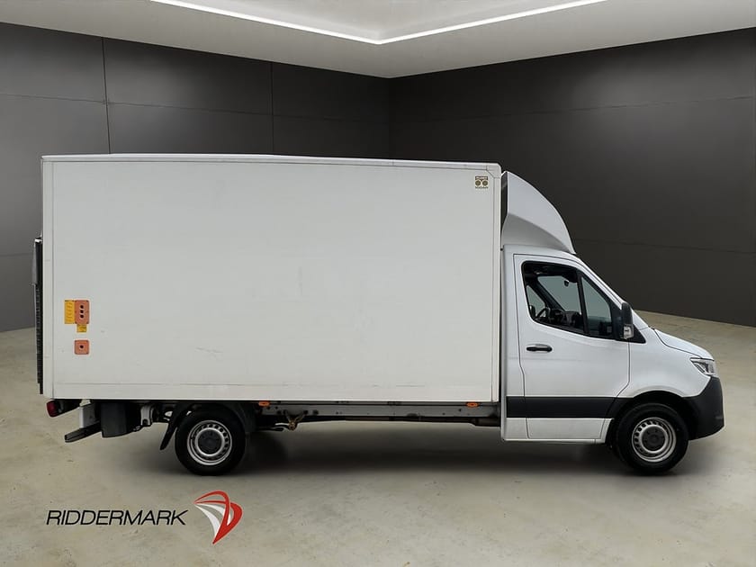 Bild 2 av Mercedes-Benz Sprinter 316 CDI Chassi Bakgavellyft Värmare CARPLAY MOMS