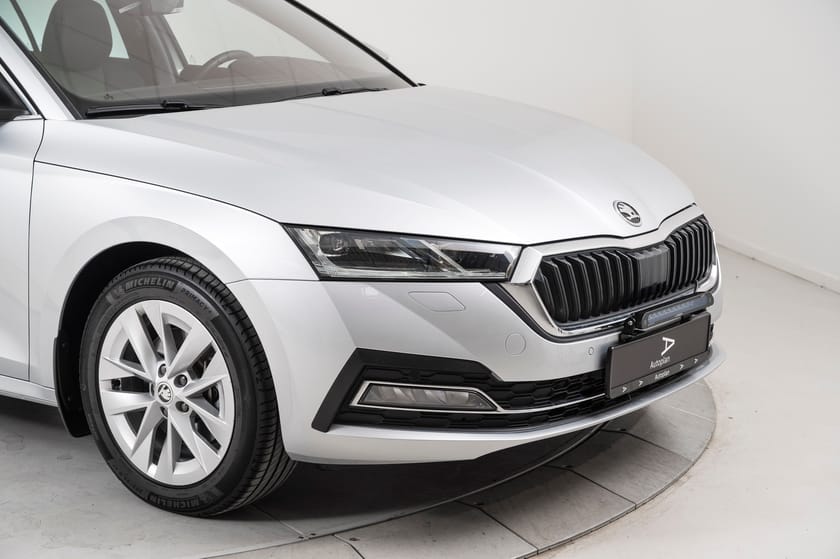 Bilde 3 av Škoda Octavia Stasjonsvogn Krok ACC Kamera Webasto Minne