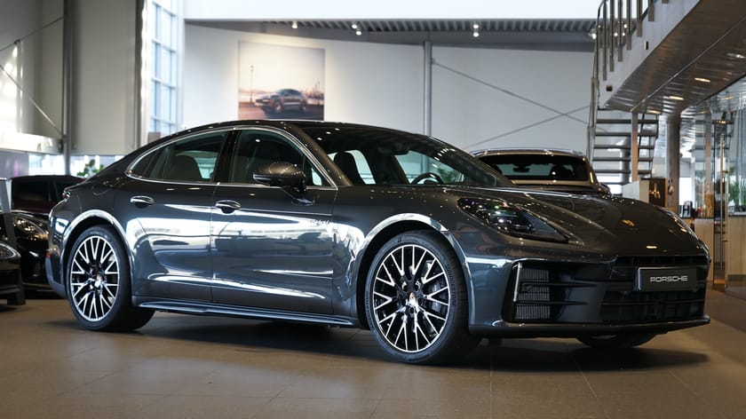 Bild 1 av Porsche Panamera 4 E-Hybrid