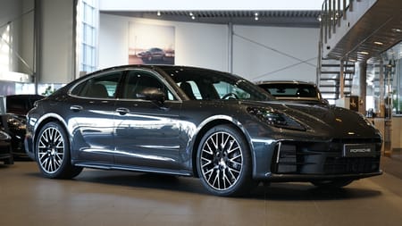 Porsche Panamera 4 E-Hybrid
