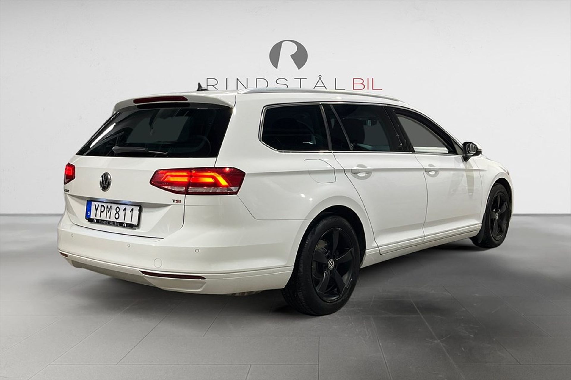 Volkswagen Passat 2018, kuva 7/10