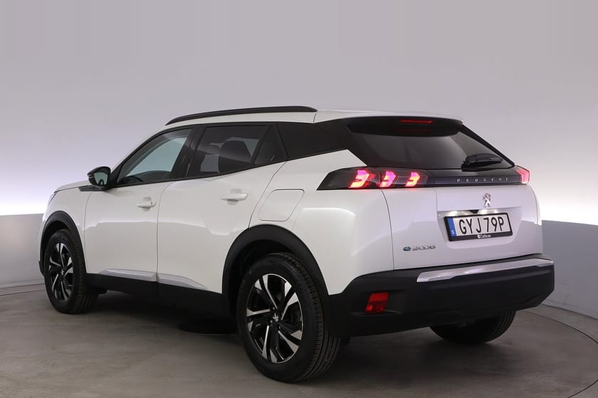 Bild 4 av Peugeot e-2008 Allure pack Kamera Lane Assist Tonade rutor