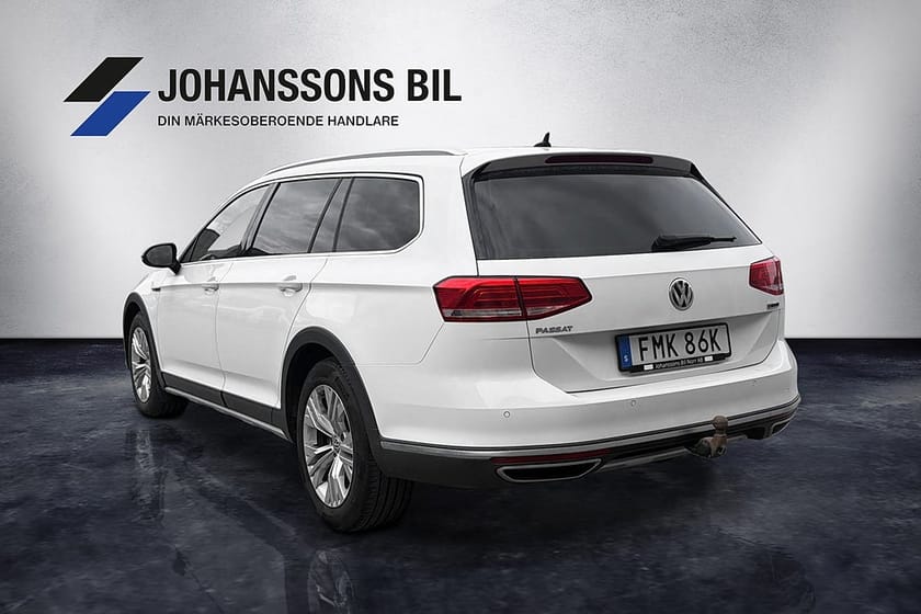 Bild 3 av Volkswagen Passat Alltrack 2.0TDI 4Motion Helskinn SoV-däck Värmare Drag Kamera