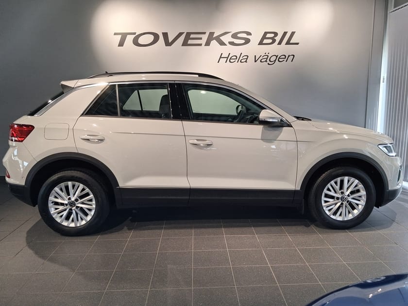 Bild 4 av Volkswagen T-Roc 1.0 TSI CarPlay| ACC| Rails