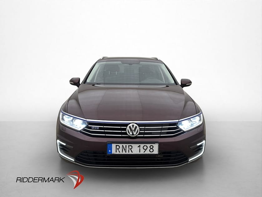 Bild 2 av Volkswagen Passat Variant GTE 1.4 TSI Kamera Värmare CarPlay Adaptiv
