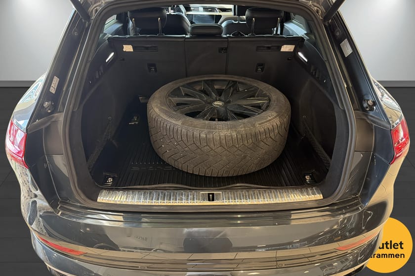 Bilde 5 av Audi e-tron 50 quattro Navi / Ryggecamera / Hengerfeste /