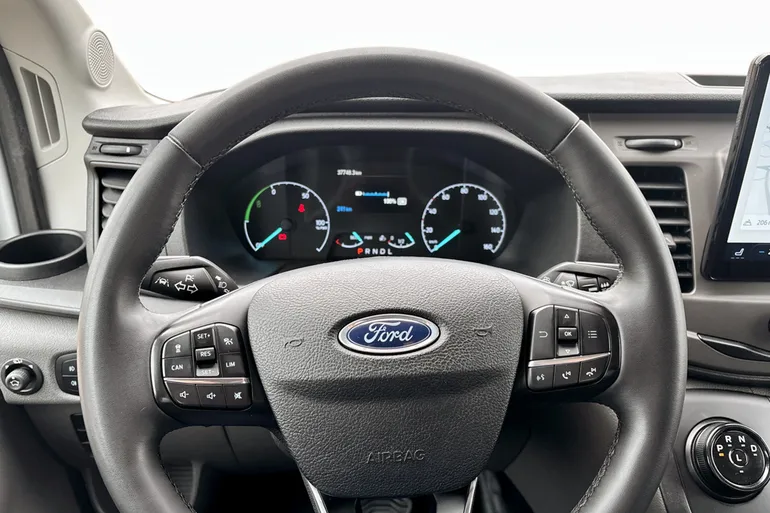 Ford E-Transit 350