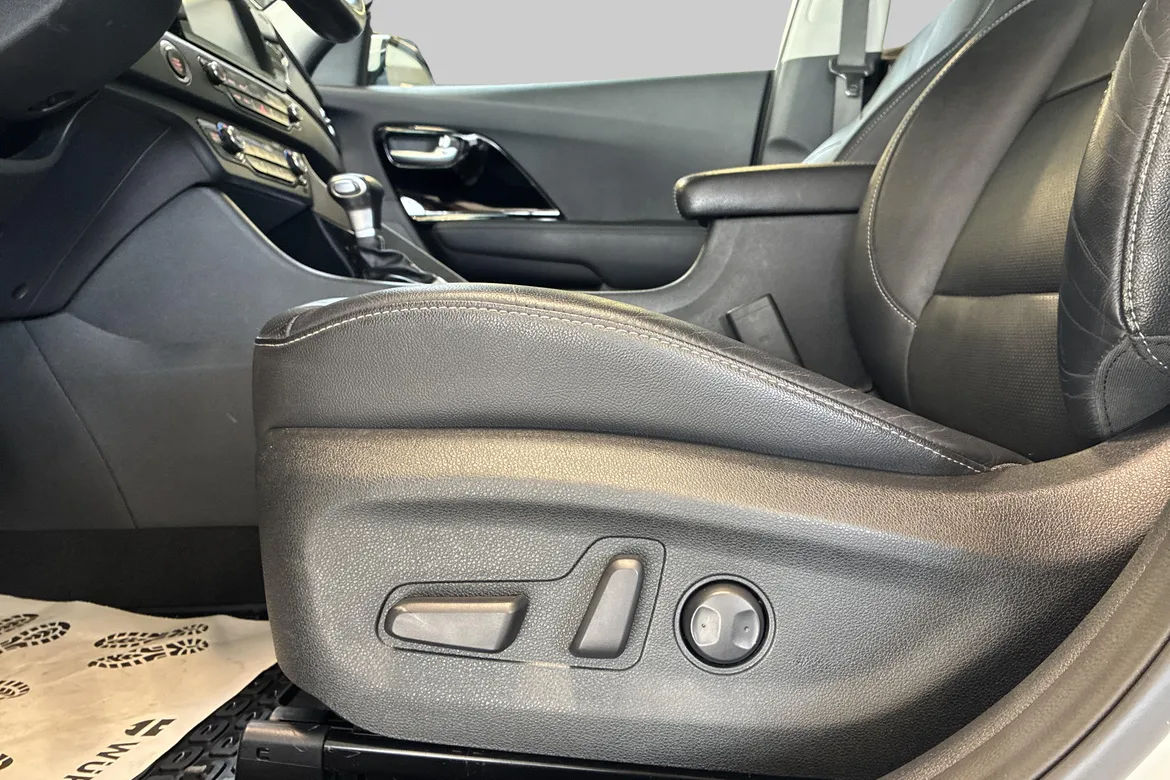 picture of a car