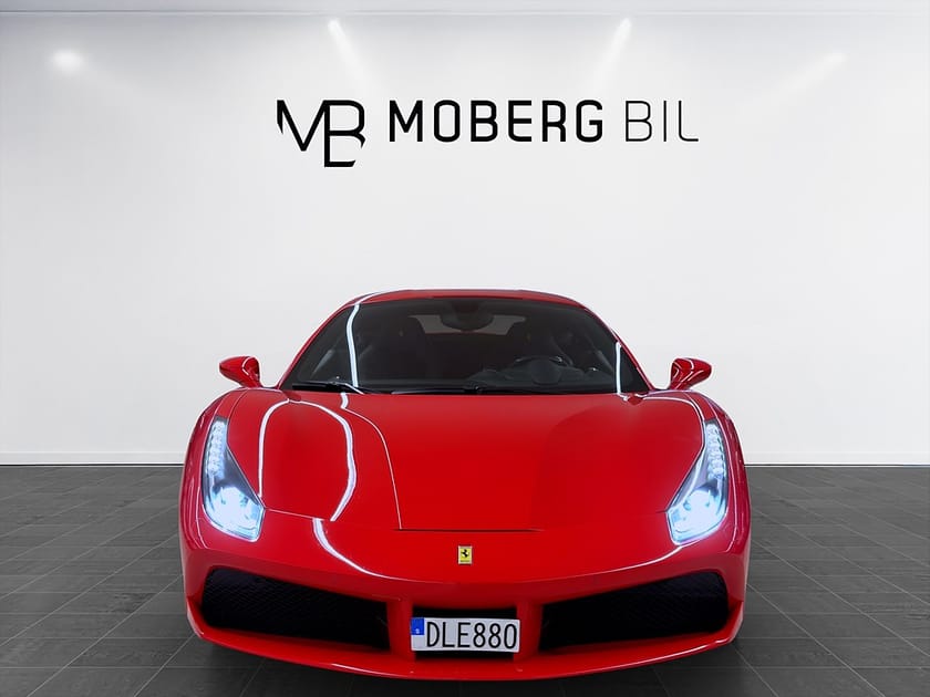 Bild 3 av Ferrari 488 GTB V8 670hk Skalstolar Kolfiber