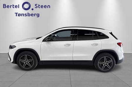 Mercedes-Benz EQA 250 MB AMG line utstyrsbombe