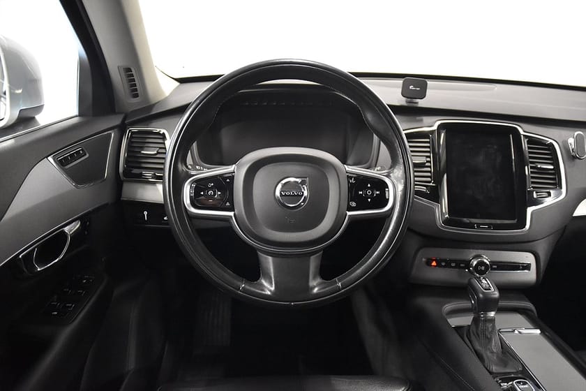 Bild 2 av Volvo XC90 7-sits D5 AWD Aut Inscription VOC  AdaptivF Rattv Drag Navi 235hk