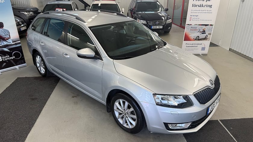 Bild 2 av Škoda Octavia Kombi Skoda 2.0 TDI Manuell, 150hk Ambition, Drag