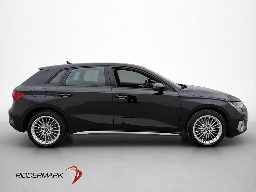Bild 4 av Audi A3 Sportback 35 TFSI 150hk Comfort CarPlay Cockpit Sensorer
