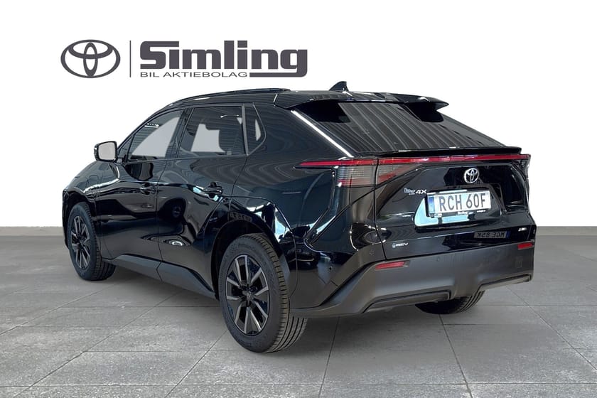 Bild 2 av Toyota bZ4X 73.1 kWh AWD Executive / Vinterhjul