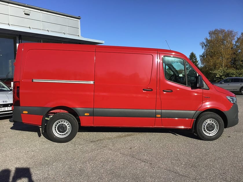 Bild 2 av Mercedes-Benz eSprinter 414 81 kWh