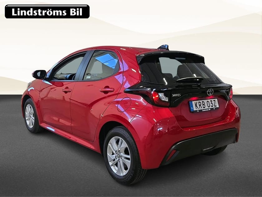 Bild 4 av Toyota Yaris Hybrid 115 1,5 5D ACTIVE KOMFORTPAKET