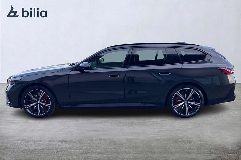 Bild 3 av BMW i5 xDrive40 Touring xDrive 40 M-sport Pro | DEMO | B&W | Drag | 360
