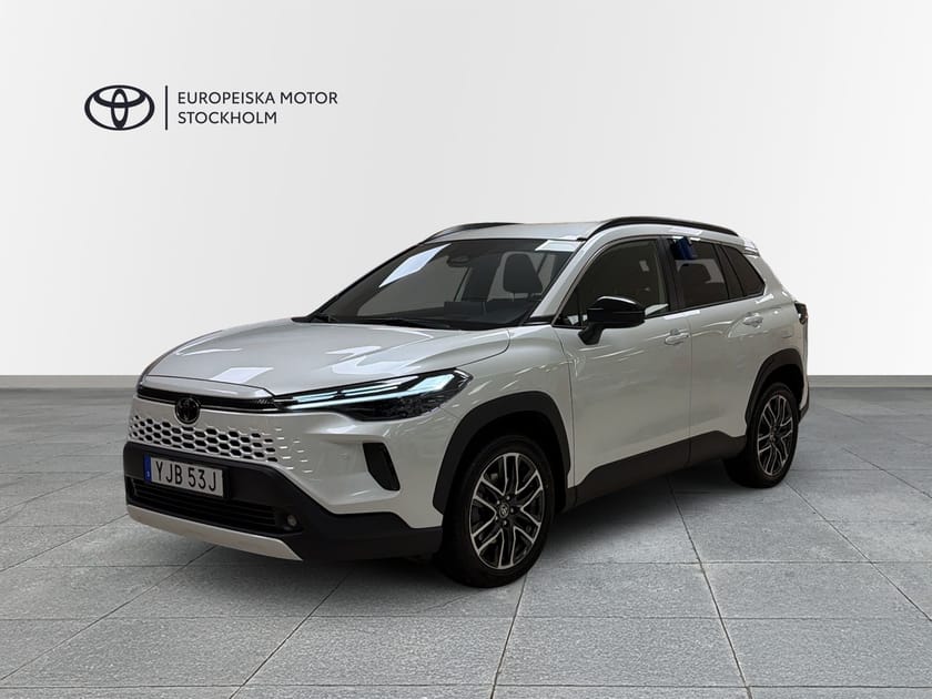 Bild 1 av Toyota Corolla Cross Hybrid AWD-i 2,0 STYLE V-HJUL