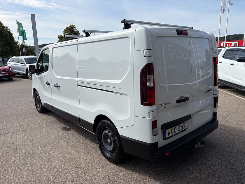 Bild 4 av Renault Trafic Skåpbil 3.0t 2.0dCi AUT,L2,Drag,Värmare,Backkamera,MOMS