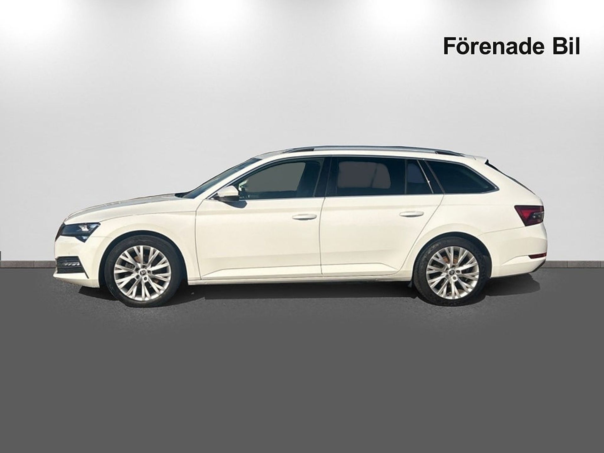 Skoda Superb 2023, bild 4/10