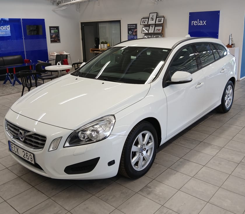 Bild 1 av Volvo V60 T4 F 11.068mil Dra 1400kg B-kort